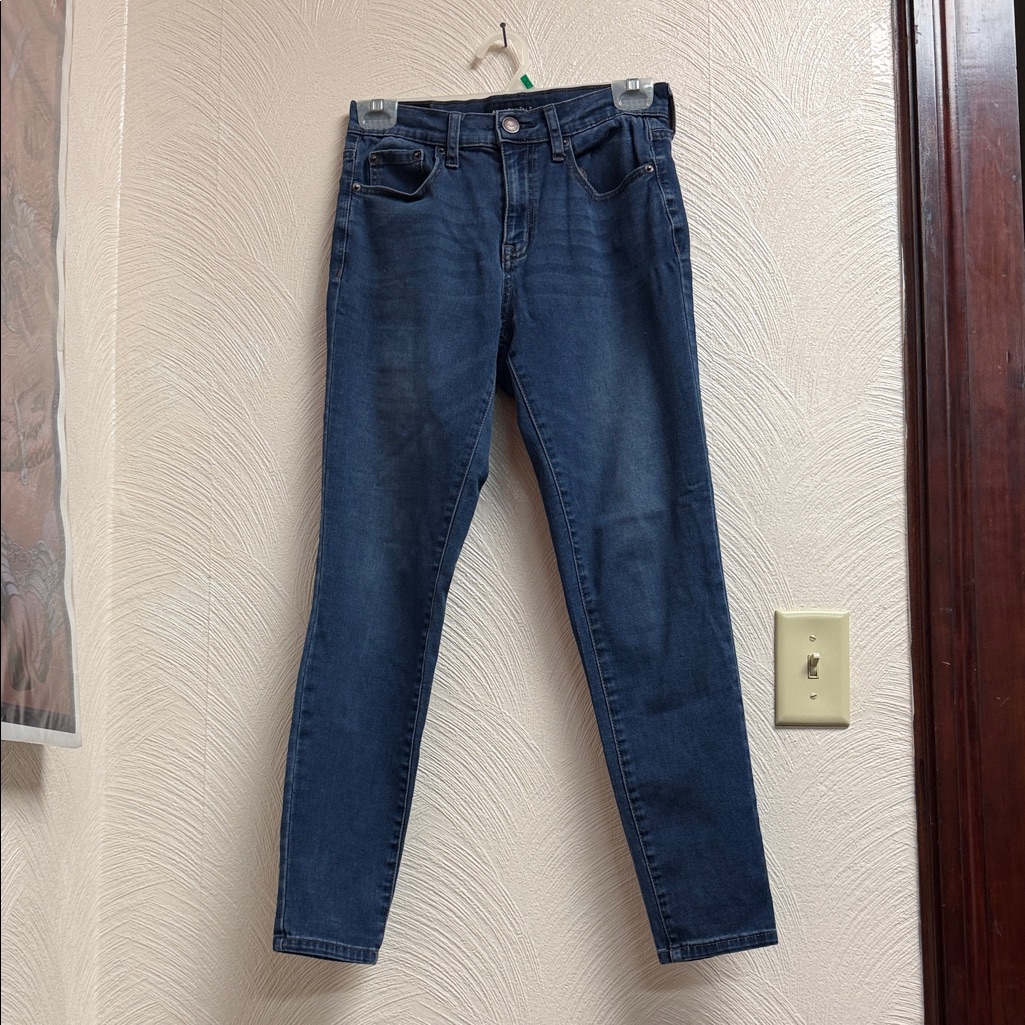 Aeropostale Women's Dark Blue Skinny Jeans